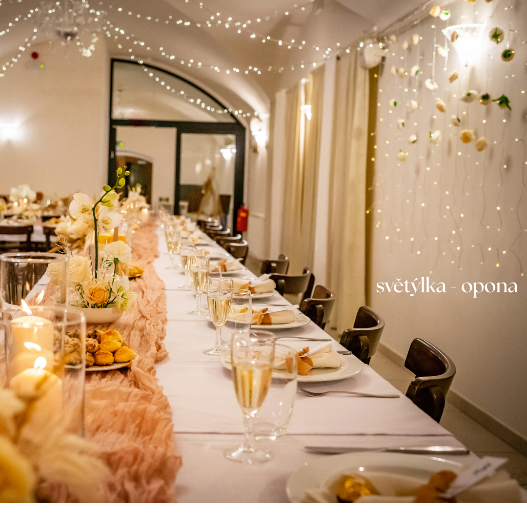 světýlka - opona